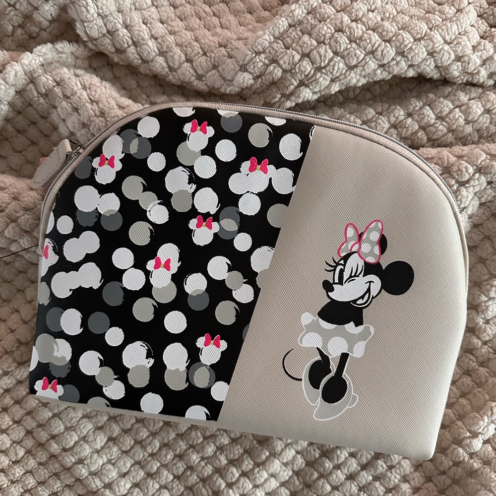 Disney & Dani by Danielle Nicole Minnie Mouse